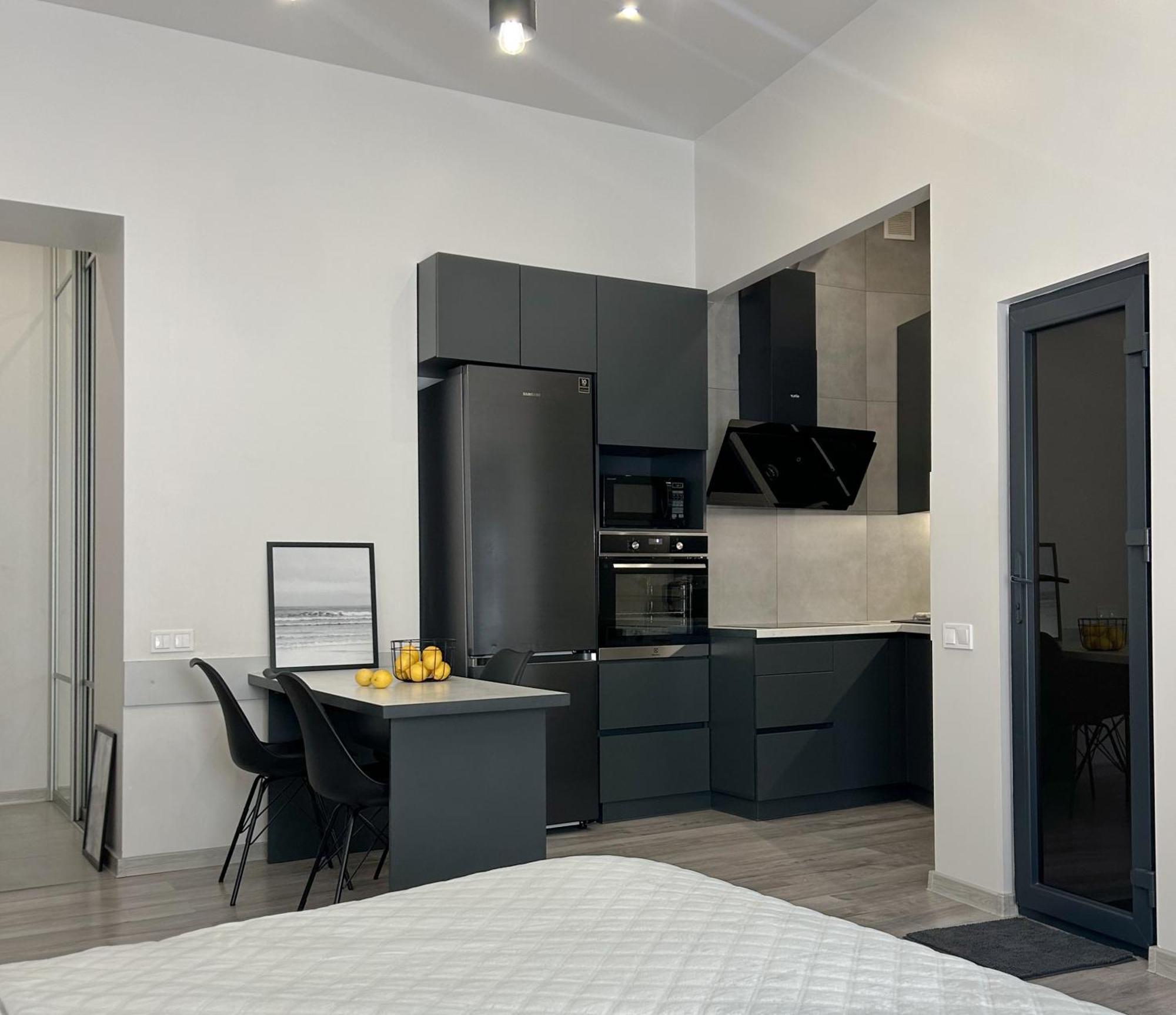 Miamo Apart Городоцька 45 Lviv Dış mekan fotoğraf